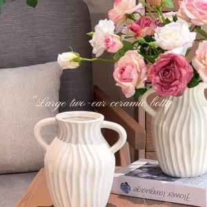 Nordic Shell-Shaped Ceramic Vase